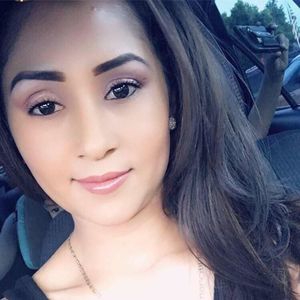 Meet your Posher, Fabiola